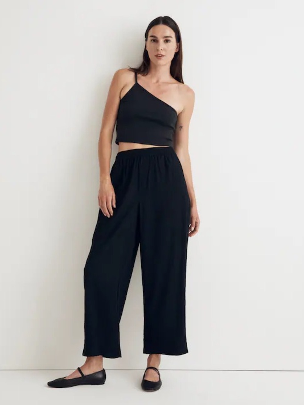 Crinkled Crepe Straight-Leg Crop Pants